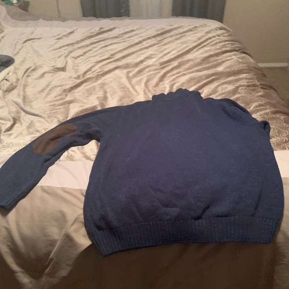 Sweater - Picture 2 of 2